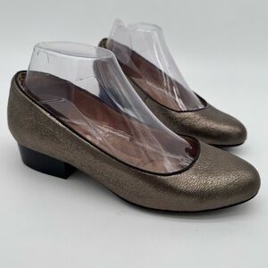 Sofft Belicia Metallic Leather Low Block Heel Size 7 M